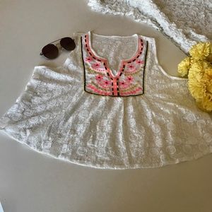 Lace tank top with embroidery